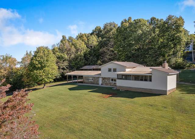 Property at 263 Clouse Rd, Sparta, TN 38583, 3 beds, 2.5 baths