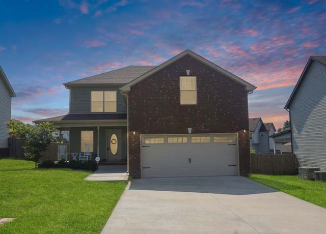 Property at 1889 Eisenhower Rd, Clarksville, TN 37042, 3 beds, 2.5 baths