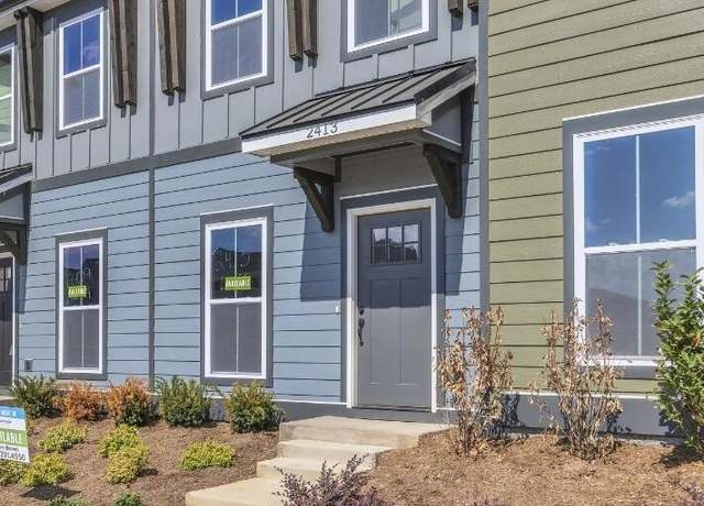 Property at 2413 E 17th St, Chattanooga, TN 37404, 2 beds, 2.5 baths