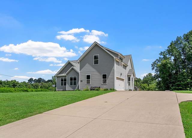 Property at 2755 Benton Ridge Rd, Palmyra, TN 37142, 3 beds, 2 baths
