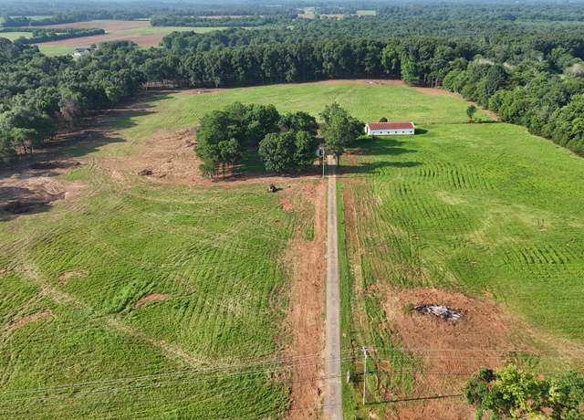 Property at 0 Unionville Rd, Chapel Hill, TN 37034, 3 beds, 1 bath