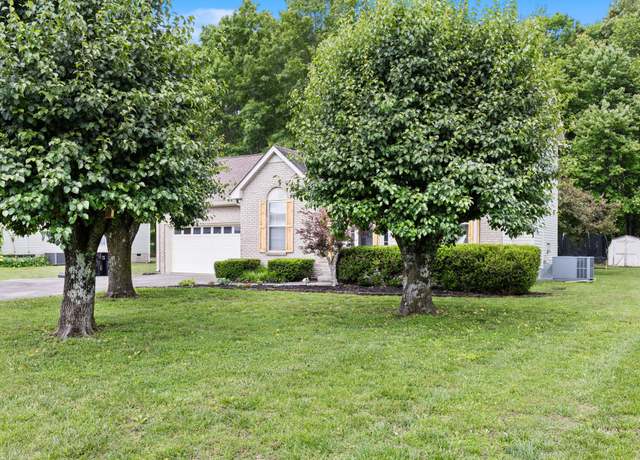Property at 1020 Blue Ridge Pkwy, Goodlettsville, TN 37072, 3 beds, 2.5 baths
