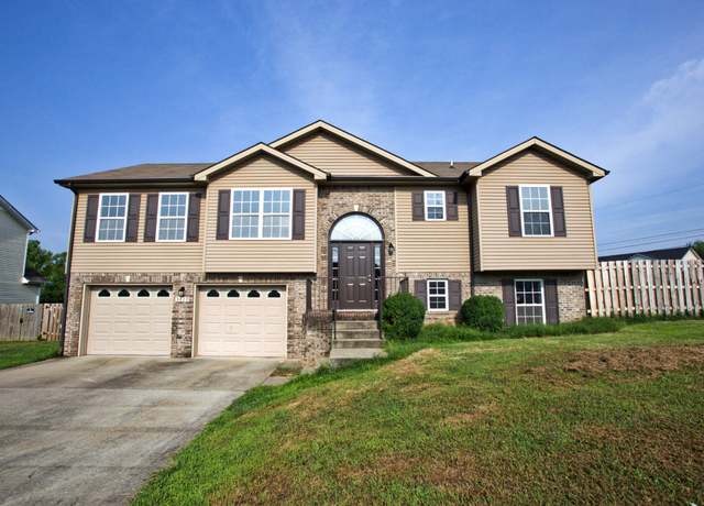 Property at 3420 Bradfield Dr, Clarksville, TN 37042, 4 beds, 3 baths