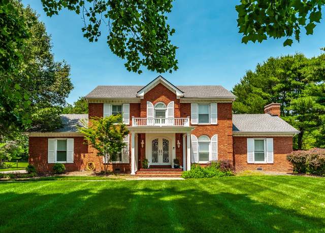 Property at 1234 Windsor Dr, Gallatin, TN 37066, 4 beds, 3.5 baths