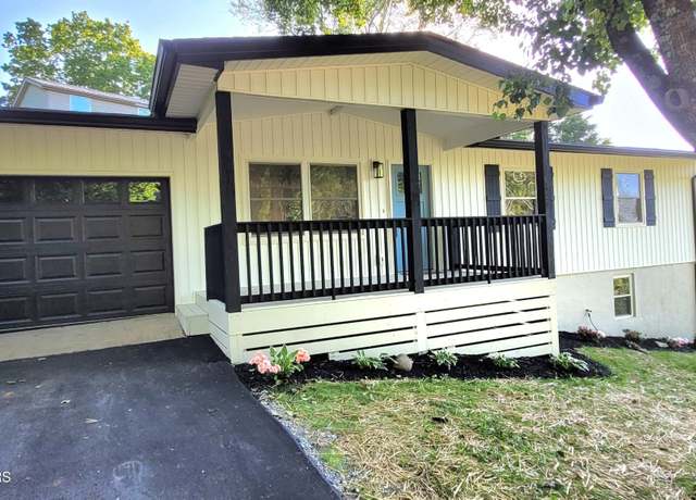 Property at 1805 Ferd Hickey Rd, Knoxville, TN 37909, 4 beds, 2.5 baths