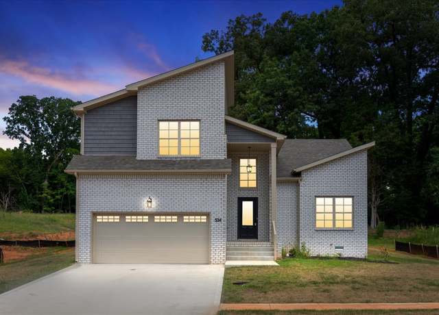 Property at 534 S Halifax Ct, Clarksville, TN 37040, 4 beds, 2.5 baths