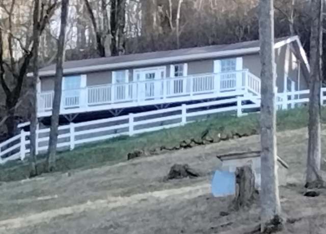 Property at 158 Grishom Ln, Granville, TN 38564, 2 beds, 2 baths