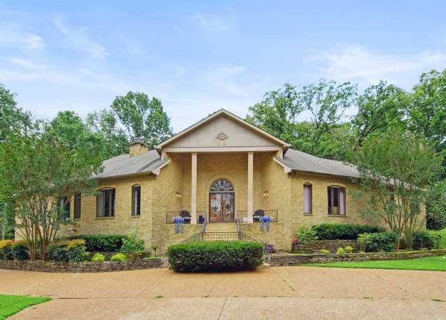 Property at 320 Shutes Cv, Old Hickory, TN 37138, 5 beds, 4.5 baths