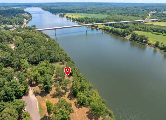 Property at 98 Riverbend Cv, Bath Springs, TN 38311
