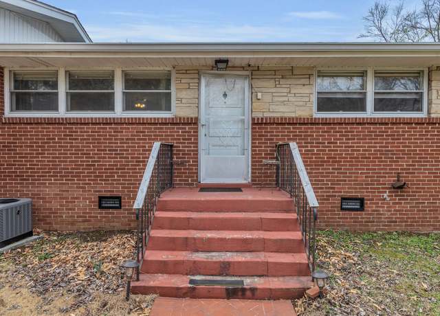Property at 473 Hogan Rd, Nashville, TN 37220, 4 beds, 2 baths