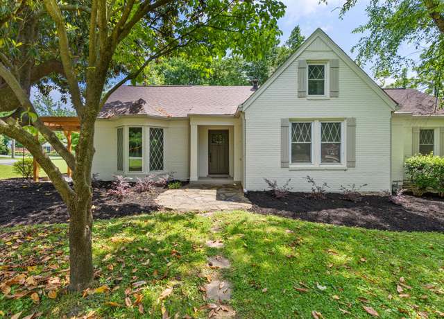 Property at 545 Skyview Dr, Nashville, TN 37206, 4 beds, 3 baths