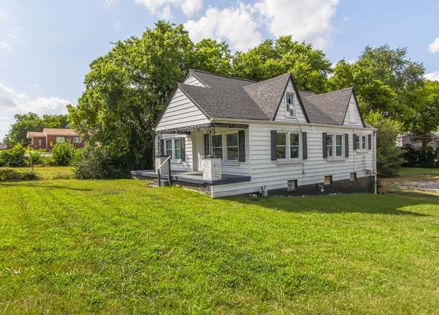 Property at 435 E Trinity Ln, Nashville, TN 37207, 5 beds, 2 baths