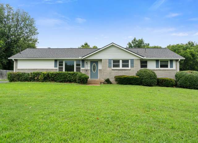 Property at 909 Woods Lake Dr, Madison, TN 37115, 3 beds, 2.5 baths