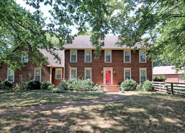 Property at 602 Edenburg Dr, Columbia, TN 38401, 5 beds, 4 baths