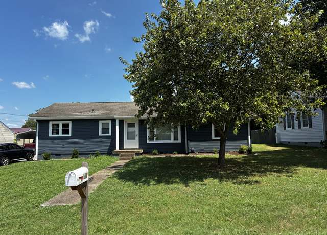Property at 216 Daleview Ave, Gallatin, TN 37066, 3 beds, 1.5 baths