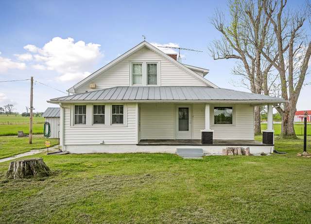 Property at 1045 Mullican Rd, Sparta, TN 38583, 3 beds, 1 bath