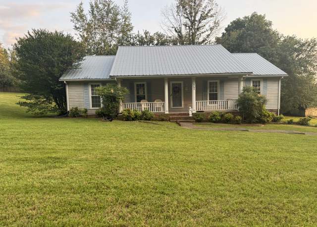 Property at 141 Ray Cemetery Rd, Sparta, TN 38583, 3 beds, 2 baths