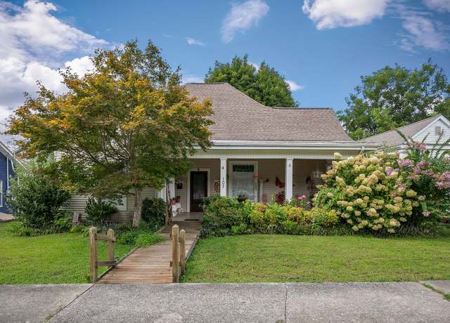 Property at 107 N Main St, Sparta, TN 38583, 4 beds, 2 baths