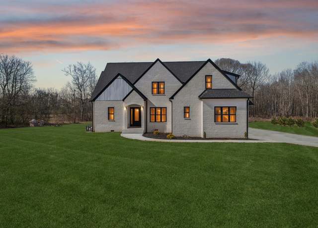 Property at 798 Haddon Ln, Winchester, TN 37398, 4 beds, 3.5 baths