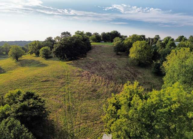 Property at 300 Milky Way Dr, Pulaski, TN 38478