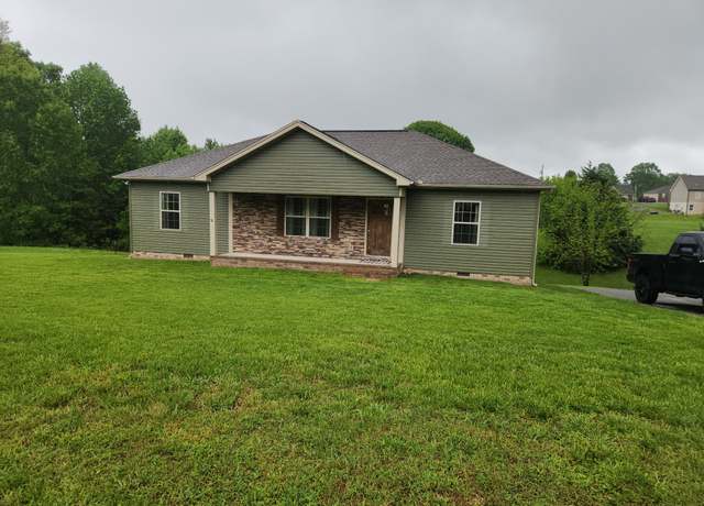 Property at 110 Brady Cole Ln, Lafayette, TN 37083, 3 beds, 2 baths