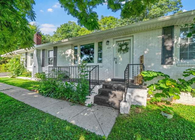 Property at 1872 River Rd, Clarksville, TN 37040, 3 beds, 2 baths