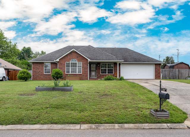 Property at 6010 Westfork Dr, Smyrna, TN 37167, 3 beds, 2 baths
