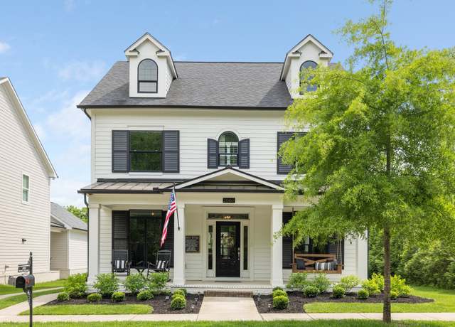 Property at 2060 Bushnell Farm Dr, Franklin, TN 37064, 3 beds, 3.5 baths
