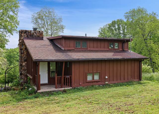 Property at 1023 Pine Valley Rd, Kingston Springs, TN 37082, 2 beds, 2 baths