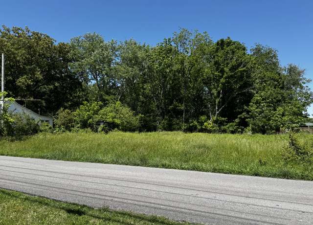 Property at 701 E Gizzard St, Tullahoma, TN 37388