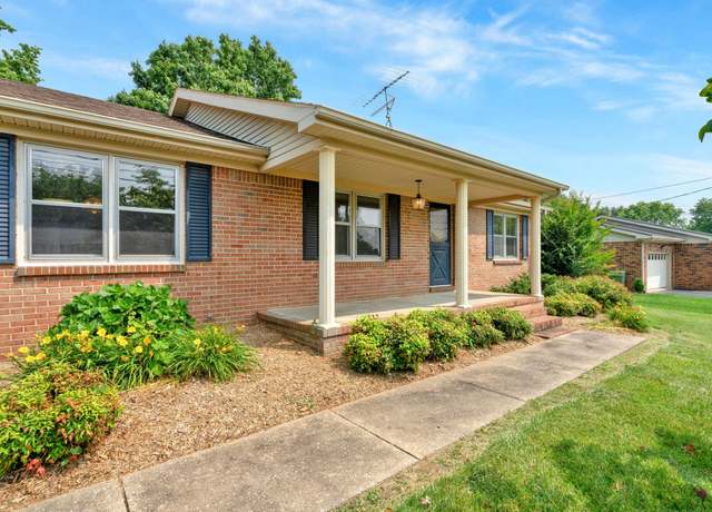 Property at 916 Elizabeth Dr, Hopkinsville, KY 42240, 4 beds, 2 baths