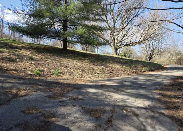 Property at 985 Rangewood Rd, Piney Flats, TN 37686