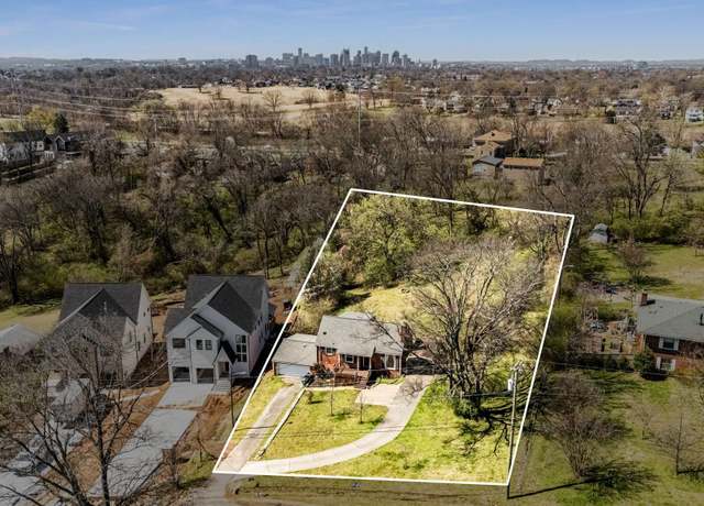 Property at 718 Newhall Dr, Nashville, TN 37206, 3 beds, 2 baths
