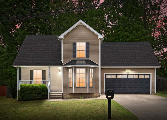 Property at 1376 Francesca Dr, Clarksville, TN 37042, 3 beds, 2 baths