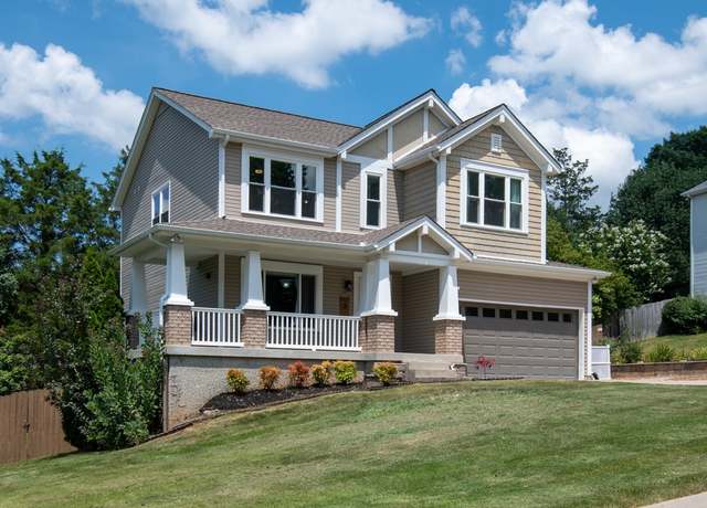 Property at 113 Cavalier Dr, Hendersonville, TN 37075, 3 beds, 2.5 baths