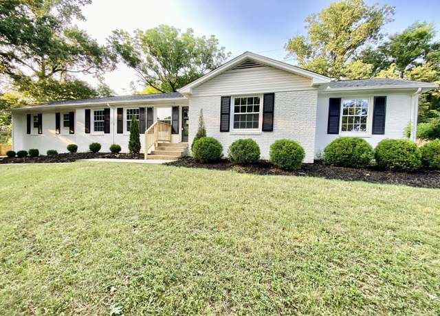 Property at 901 Plateau Pkwy, Nashville, TN 37205, 3 beds, 2 baths
