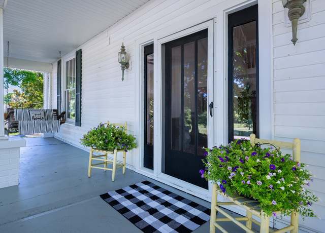 Property at 4432 Barren Plains Rd, Springfield, TN 37172, 4 beds, 3 baths