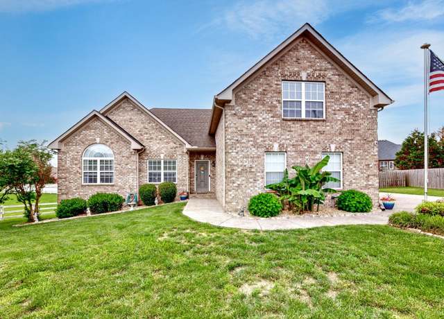 Property at 3212 Monmouth Dr, La Vergne, TN 37086, 3 beds, 2 baths