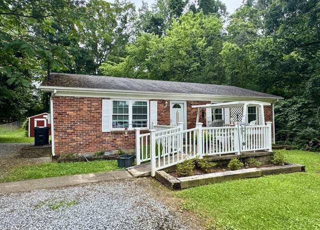 Property at 106 Hogin Rd, Dickson, TN 37055, 3 beds, 1 bath