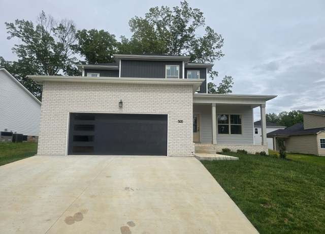 Property at 505 N Halifax Ct, Clarksville, TN 37040, 5 beds, 3 baths