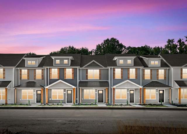Property at 136 Quarry Point Dr, Clarksville, TN 37043, 2 beds, 2.5 baths