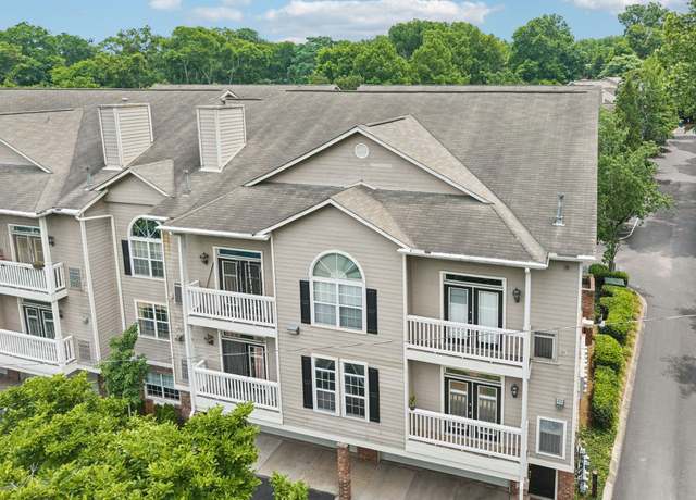 Property at 2081 Stokes Ln, Nashville, TN 37215, 2 beds, 2 baths