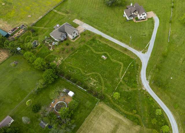 Property at 3936 Big Springs Rd, Lebanon, TN 37090, 4 beds, 3 baths