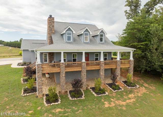 Property at 2121 Calderwood Hwy, Maryville, TN 37801, 4 beds, 3.5 baths
