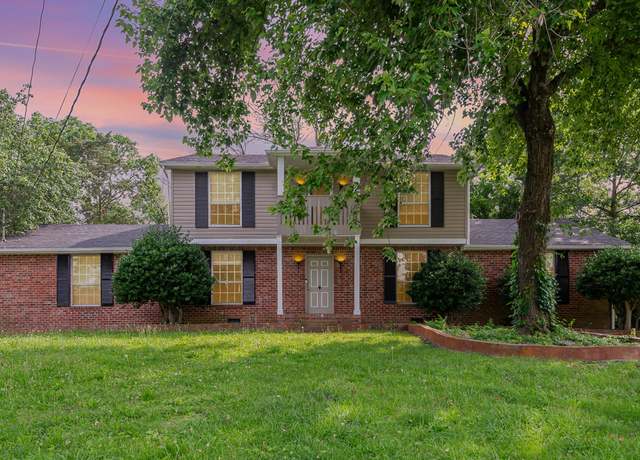 Property at 3516 Saxon Mist Ct, Nashville, TN 37217, 4 beds, 3 baths