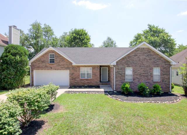 Property at 3140 Arrow Ln, Clarksville, TN 37043, 3 beds, 2 baths