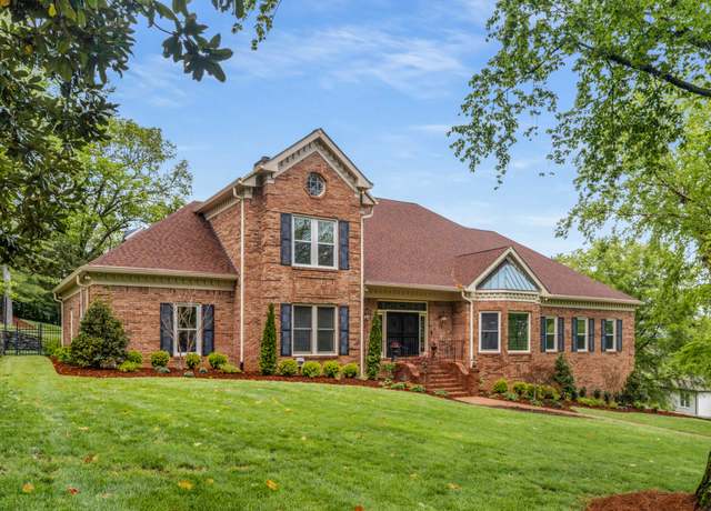 Property at 5100 Heathrow Blvd, Brentwood, TN 37027, 4 beds, 4.5 baths