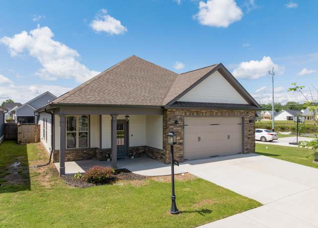 Property at 1069 Gibson Meadow Dr, Chattanooga, TN 37421, 3 beds, 2 baths