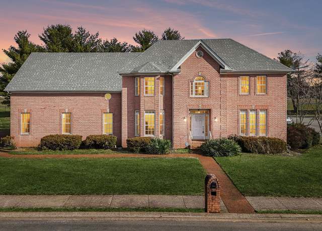 Property at 2326 Amber Glen Dr, Murfreesboro, TN 37128, 5 beds, 4 baths