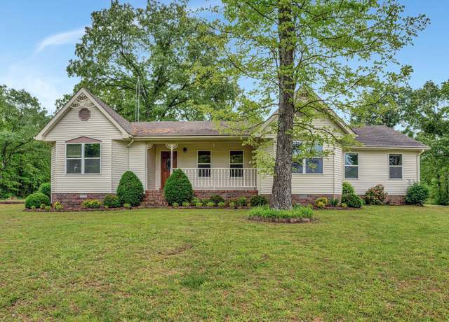 Property at 735 Railroad Bed Pike, Summertown, TN 38483, 3 beds, 3.5 baths